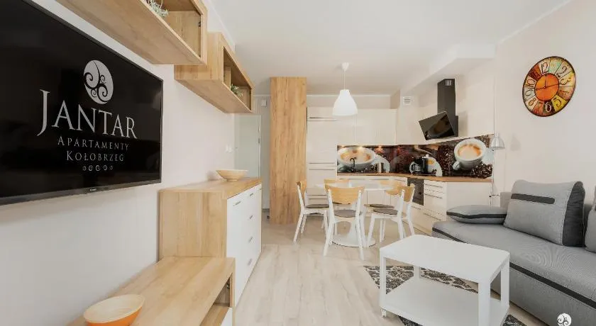 Jantar Apartamenty Bliżej Morza - Image 1