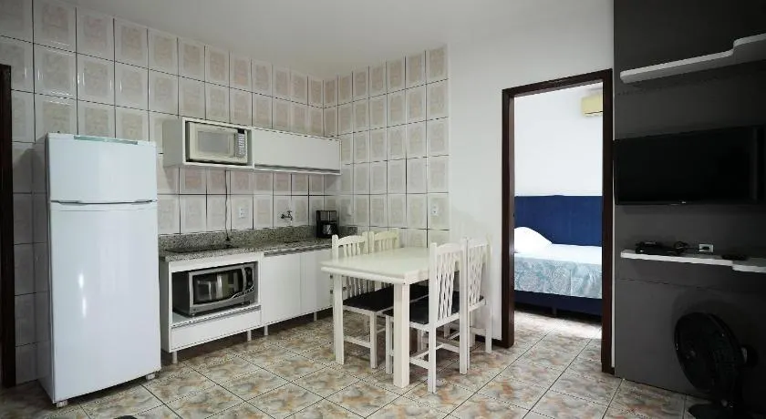 Residencial Adolfo - Mestre Naro - Image 1