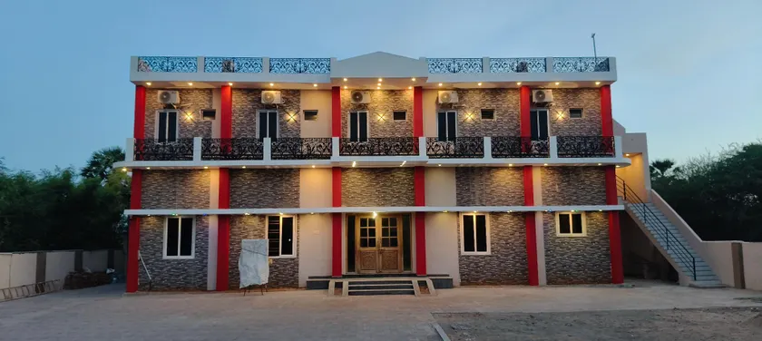 AJR HALL AND A/C ROOMS - Image 1