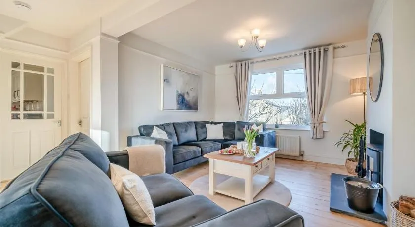 5 Bed in Mitchell oc-c30790 - Image 1