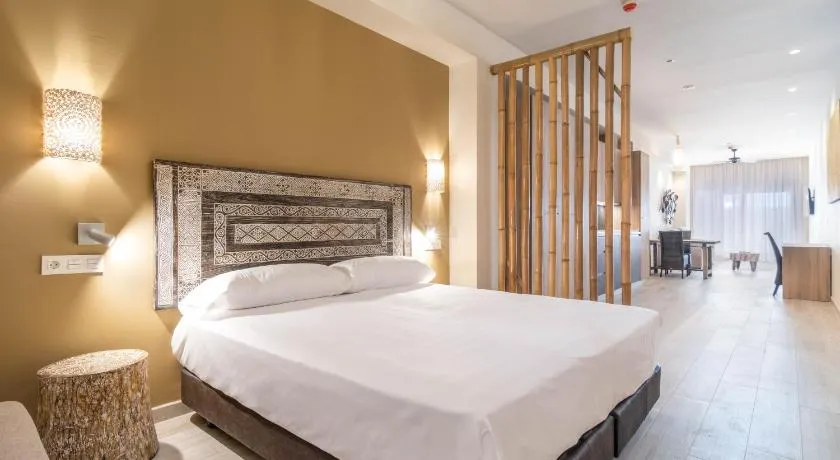 Tarifa Suites by QHotels - Image 1