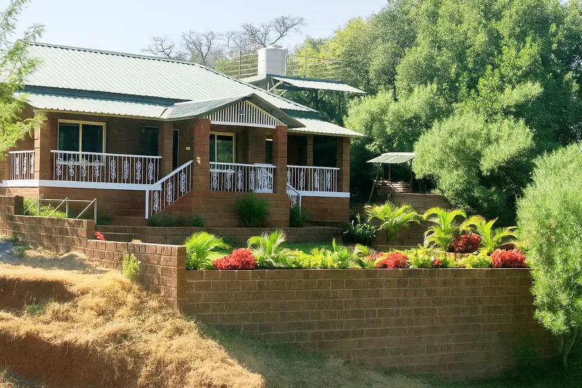 Akhade's Valley Villa - Image 1