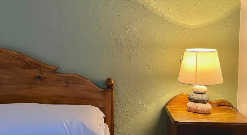 Cozy-Corner Guesthouse - Image 1