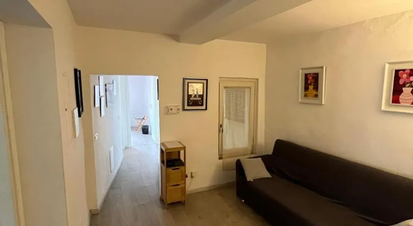Alfredo's House - Image 1
