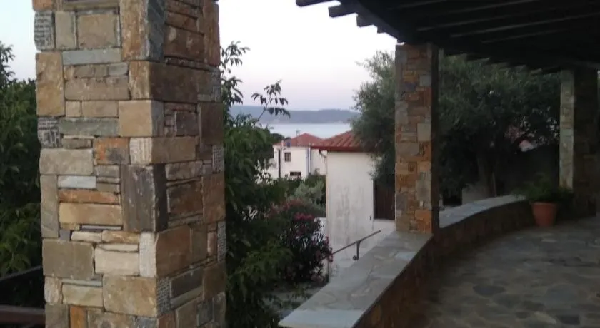 Κατηγιώργης Ξενώνας Ρεγγίνα - Image 1