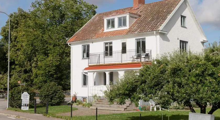 Snickaren Vandrarhem i Grästorp - Egen Lägenhet - Own apartments - Image 1