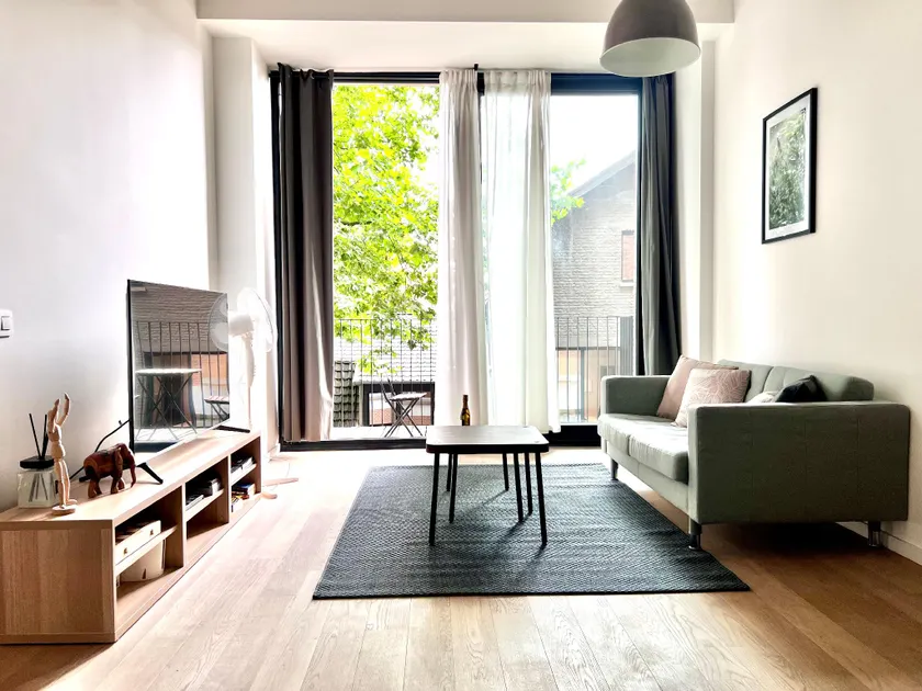 Spacious Loft Instant Favourite Up to 4 - Image 1