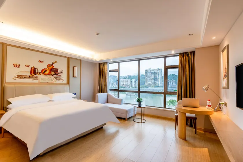 Vienna Hotel (Fuzhou Luoyuan High-speed Railway Station) - Image 1