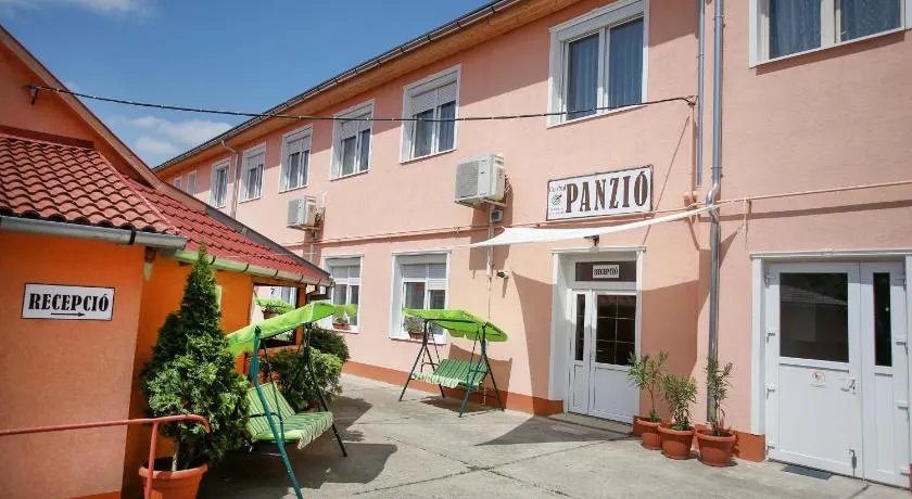 Centrál Panzió - Image 1
