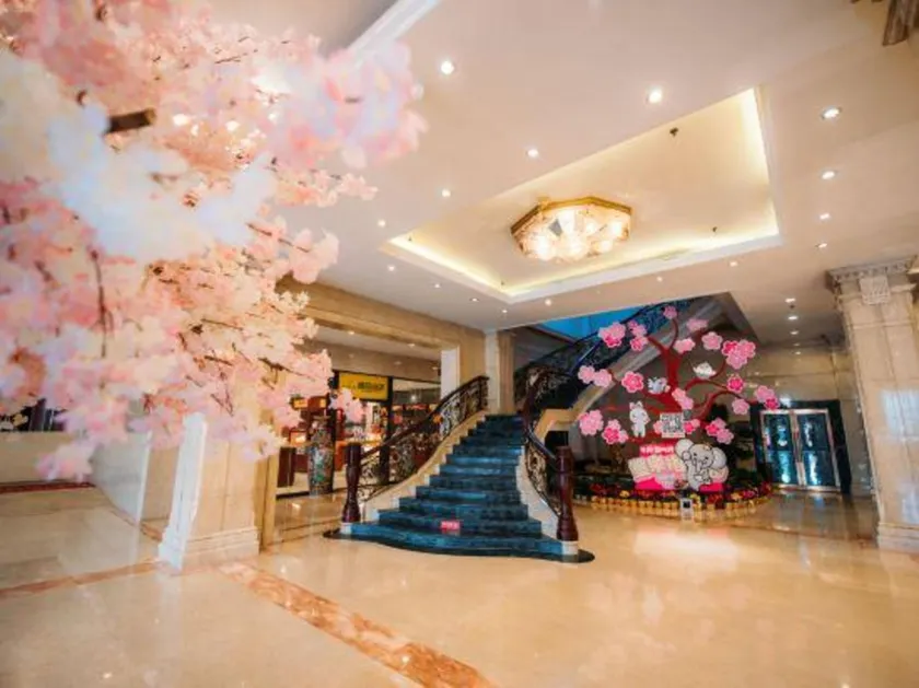 Fengleyuan Hotel - Image 1