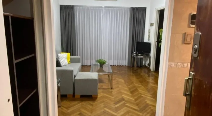 "El Farolito Apartment" - Image 1