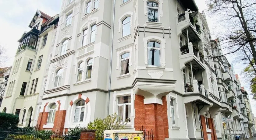 Hannover List 2 bedroom home away from home - Image 1