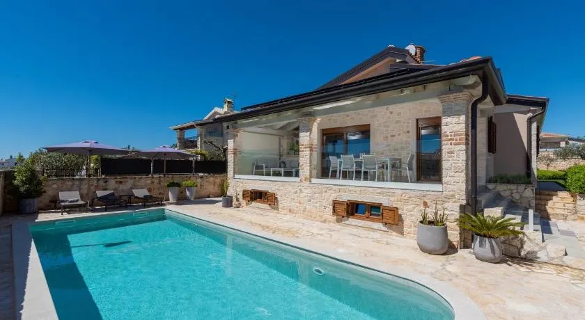 Villa Hardy with private pool and sauna - Image 1