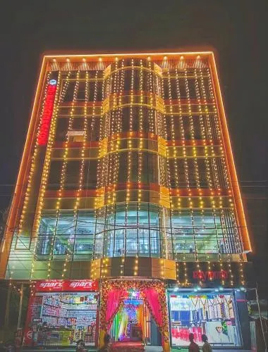 Grand Palace Hotel & Restaurant - Image 1