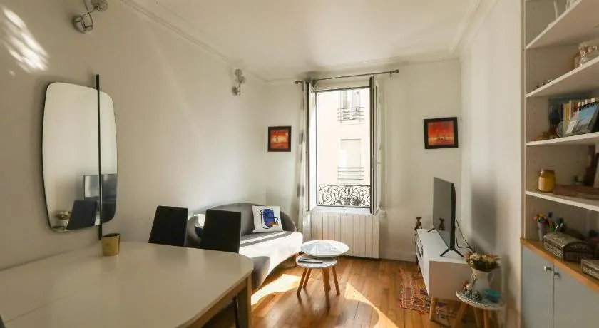 Apartment for 2 in the 14th district Paris - Image 1