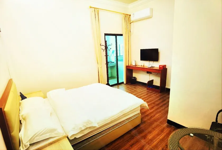 Yuelai Apartment (Heyuan East Railway Station Branch) - Image 1