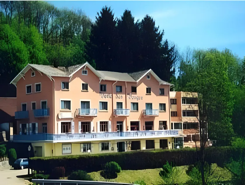 Logis Hôtel-Restaurant Perle Des Vosges - Image 1