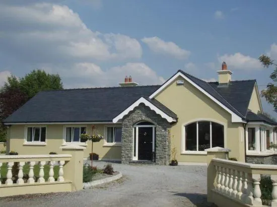 Glenbrook House - Image 1