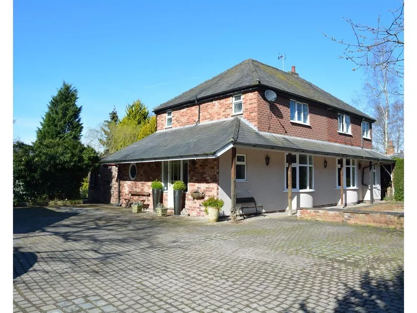 Laburnum Cottage Guest House - Image 1