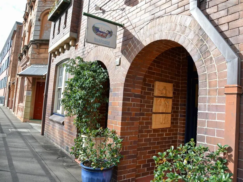 Sydney Harbour Bed and Breakfast - Image 1