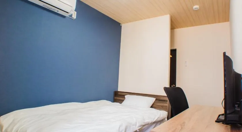 Shima no Hotel - Image 1
