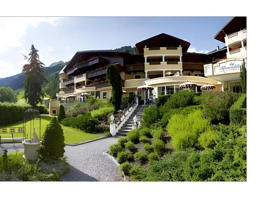 Amonti Wellnessresort - Image 1