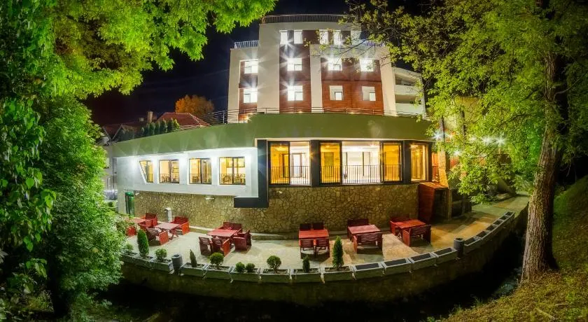 B&B Nataly 2 - Image 1
