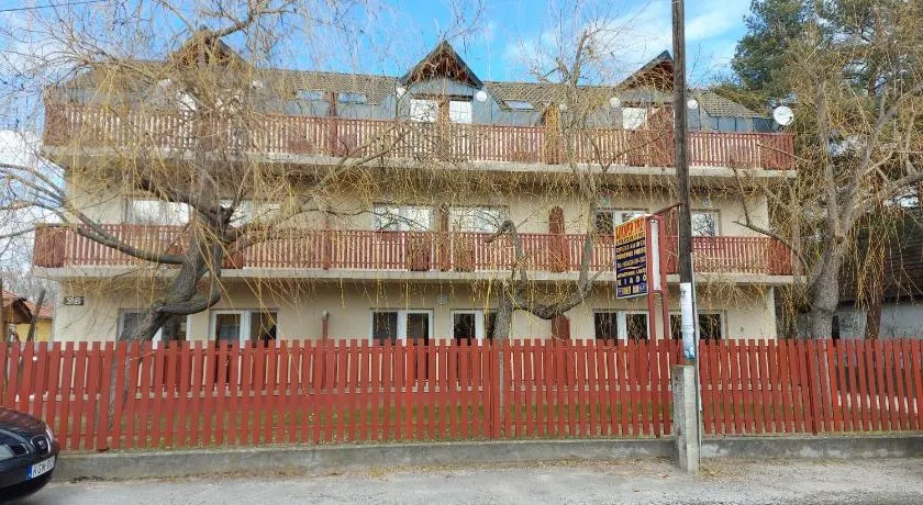 Margaréta Apartmanház - Image 1