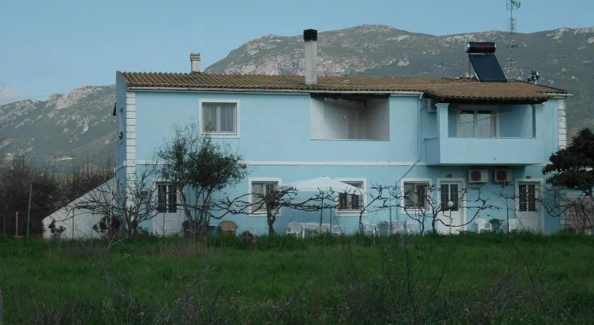 Tom's House - Image 1