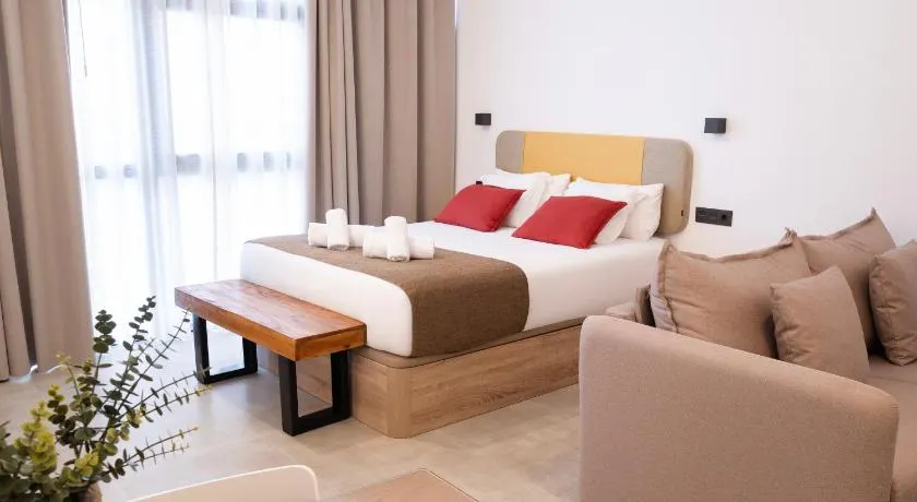 Capuchinos Suites Guest Homes Malaga - Image 1