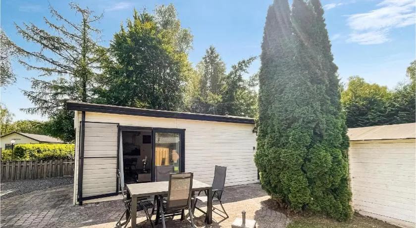 1 Bedroom Cozy StaCaravan In Putten - Image 1