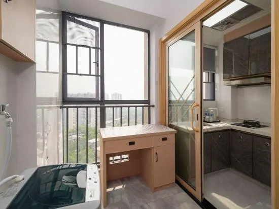 Zhuzhou Tianze Art Apartment (Hongqi Square) - Image 1