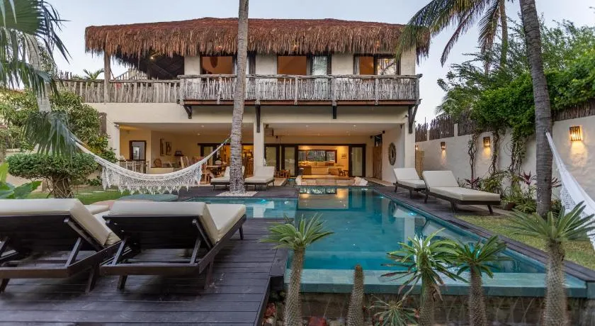 Casa Elea - Image 1