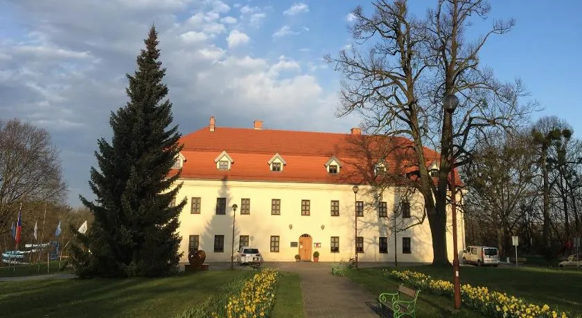Zámek Havířov - Image 1