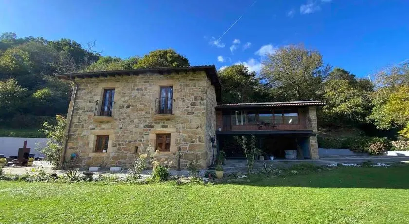 El Portalon de Luena - Image 1