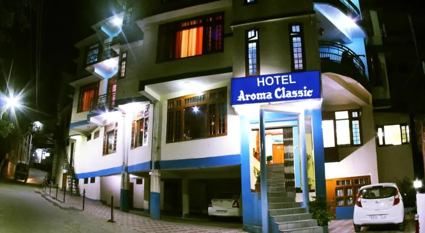 Hotel Aroma Classic - Image 1