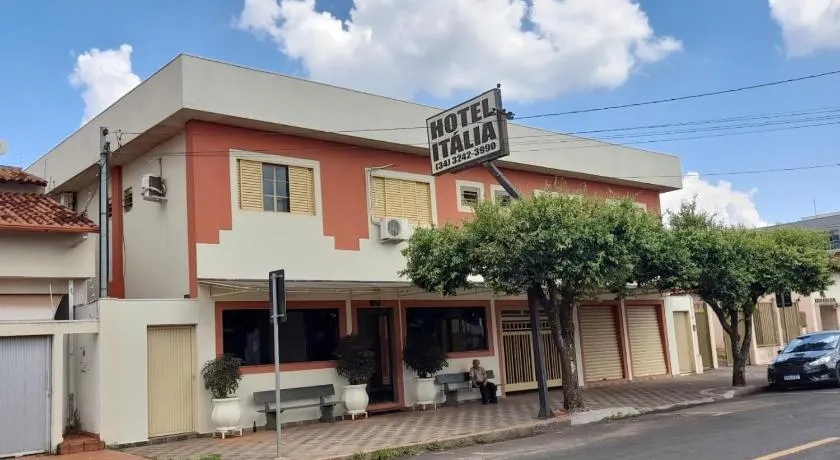 Hotel Itália - Image 1