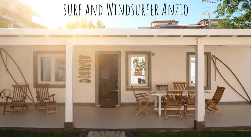Surf and Windsurfer House Anzio - Image 1