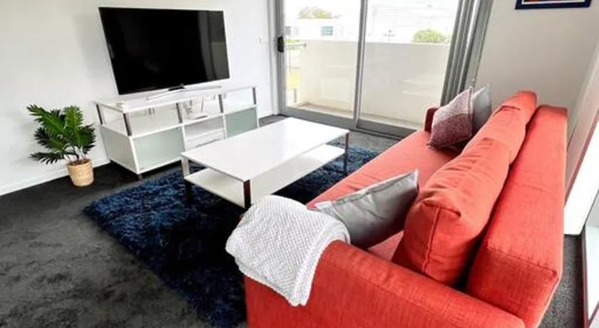 Bruce 1BD - Near GIO Stadium, Free Parking - Image 1
