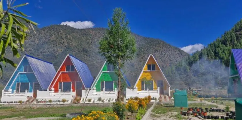 Lanying Riverview Homestay - Image 1