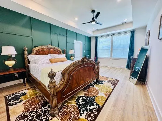 Centrally located cozy getaway near downtown - Image 1