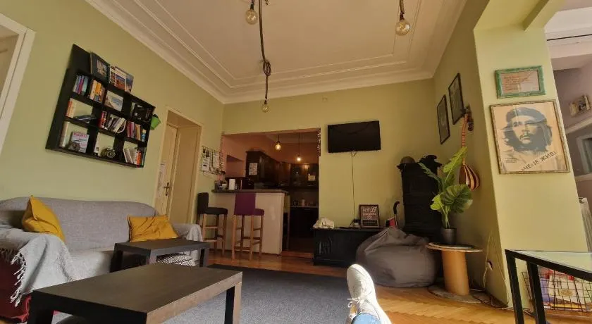 HostelChe Hostel - Image 1