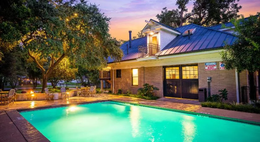 Sophie's Gasthaus - Luxury Boutique Hotel in Downtown New Braunfels - Image 1
