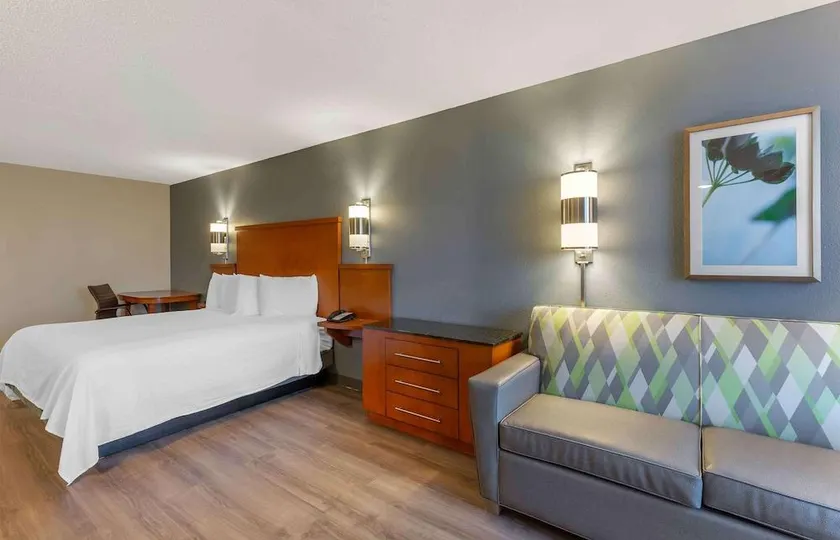 Hyatt Place Cleveland/Independence - Image 1