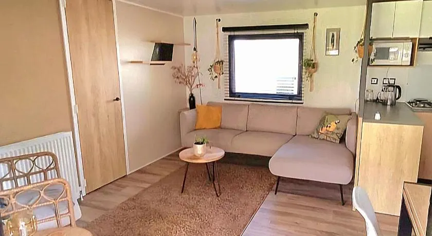 Chalet Cozy Cove te Lauwersoog,1-6 Pers, 3 Schlafzimmer, 2 Badezimmer, 55m2! - Image 1