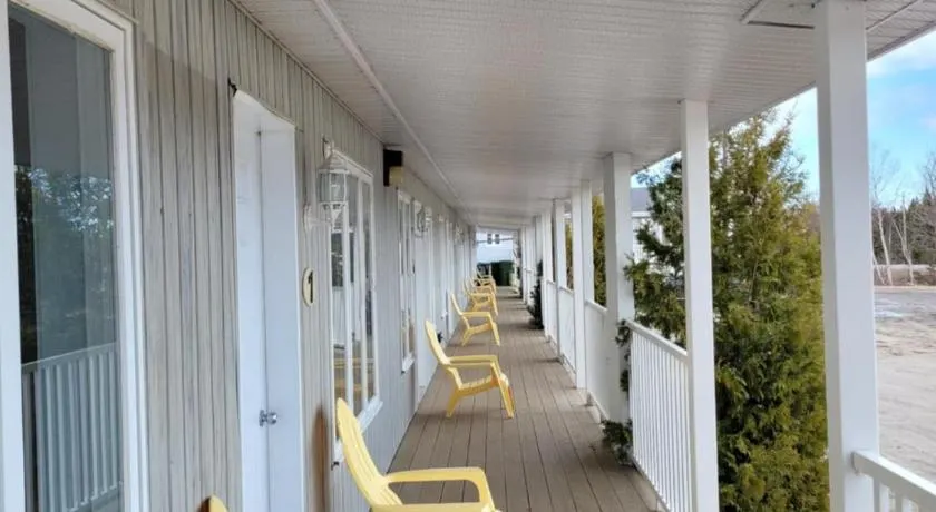 Motel La Croisière - Image 1
