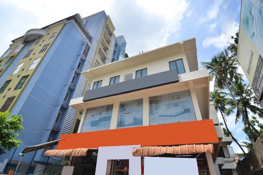 Hotel O Pop Tavern - Image 1