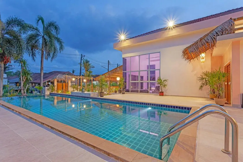 Tom Star Pool Villa Layan - Image 1