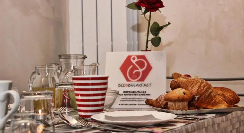 J&B b&b - Image 1