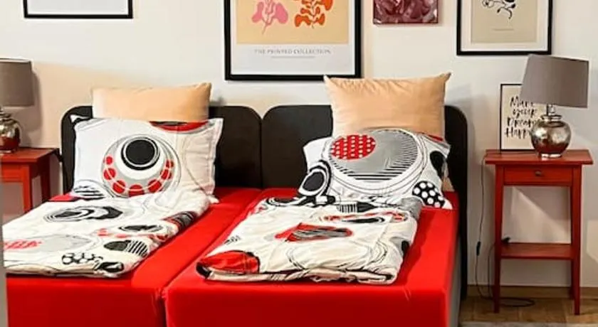 Viatores Home Apartments - Image 1